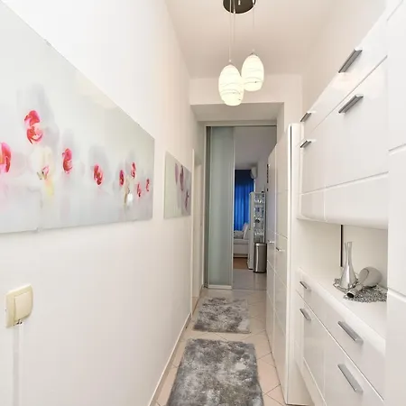 Appartamento Anja Jesenice (Split-Dalmatia)