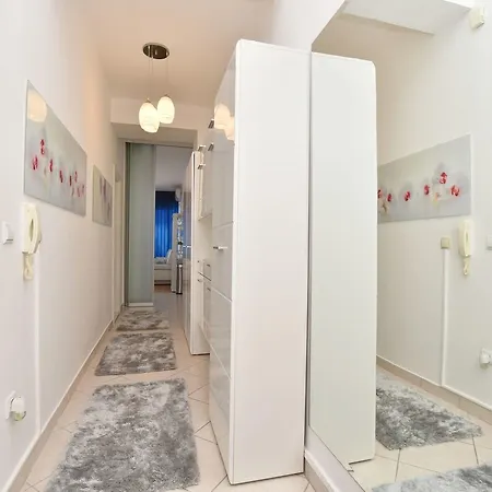 Anja Apartman Jesenice